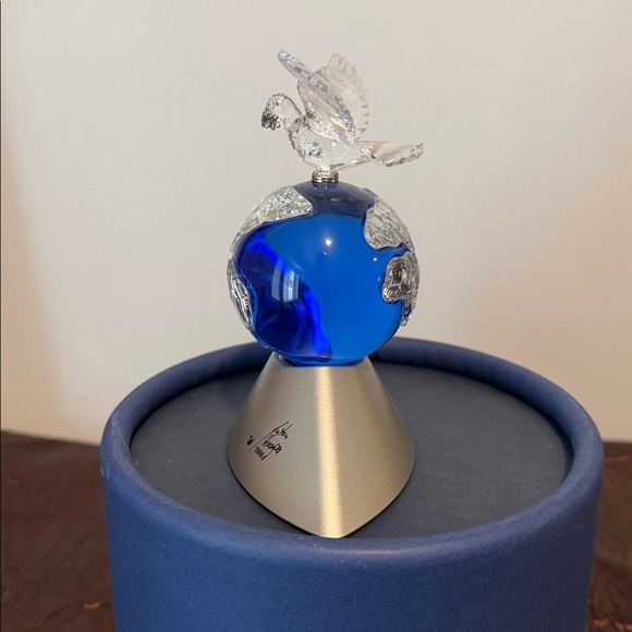 Swarovski Millennium Planet 2000 - Picture 6 of 10